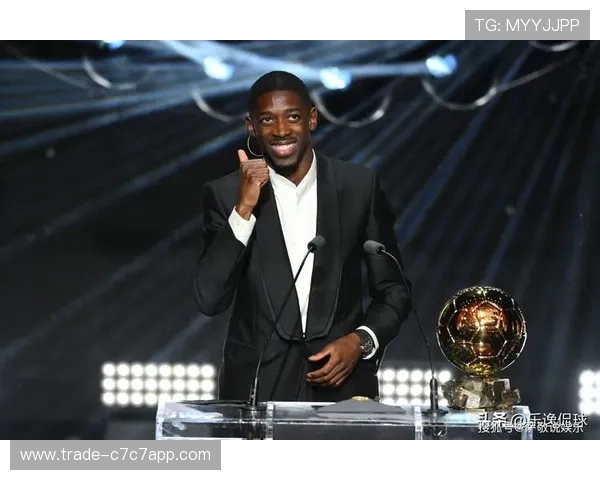 身高一米七多的足球球星如何在高强度竞技中脱颖而出，成为球迷心中的传奇